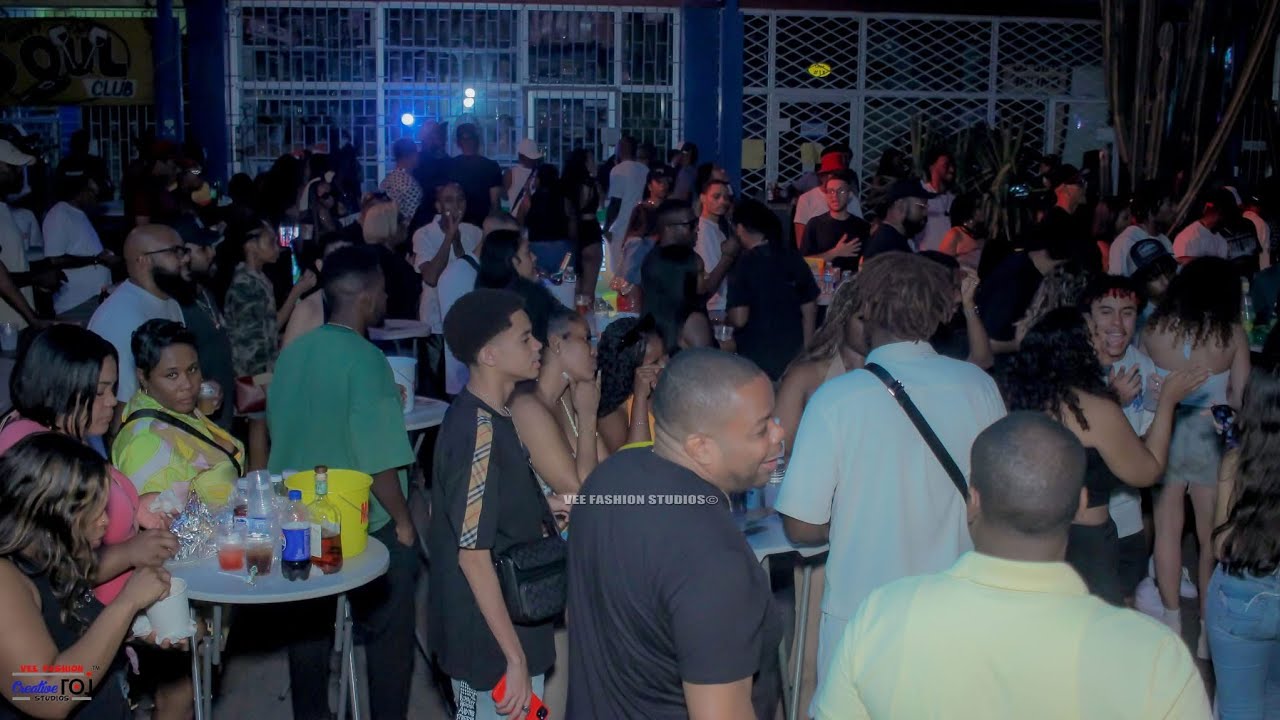 New Uptown Monday’s was a unforgettable night with some great music, @stonelovemixtapes 