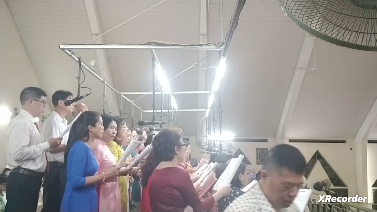 Rước lễ... Mùa Xuân Thánh Ân.. Lễ giao thừa ngày 29 Tết...16.2.26 Giáo xứ Hòa Bình, Gò Vấp 