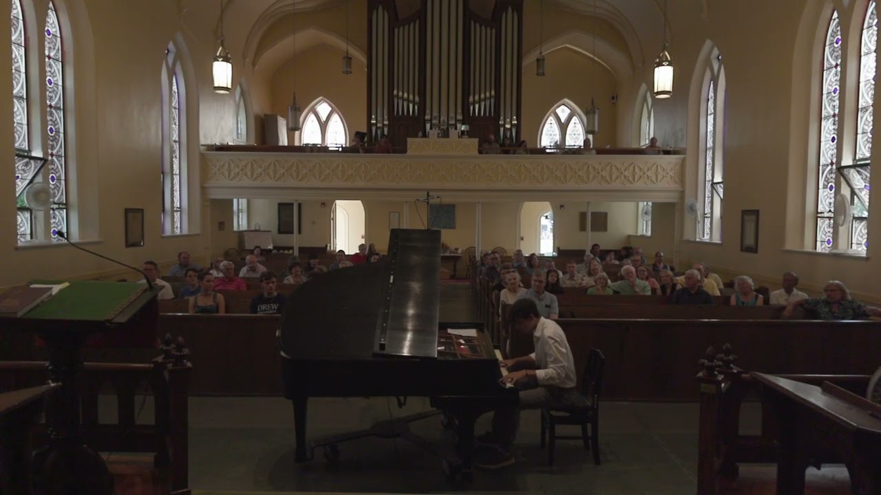 Carter Bryan | Live in Guilford, CT