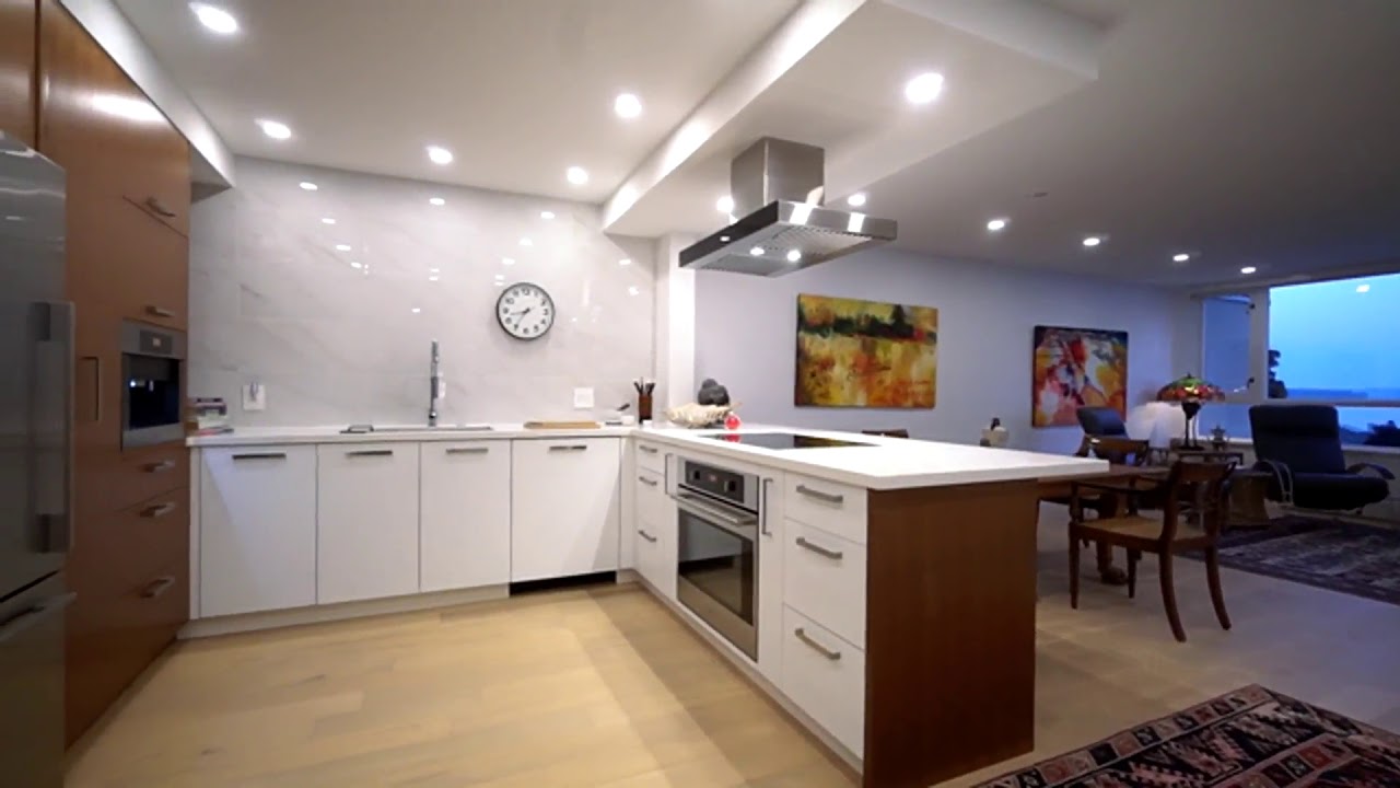 Bellevue Place: 602 - 2203 Bellevue Avenue