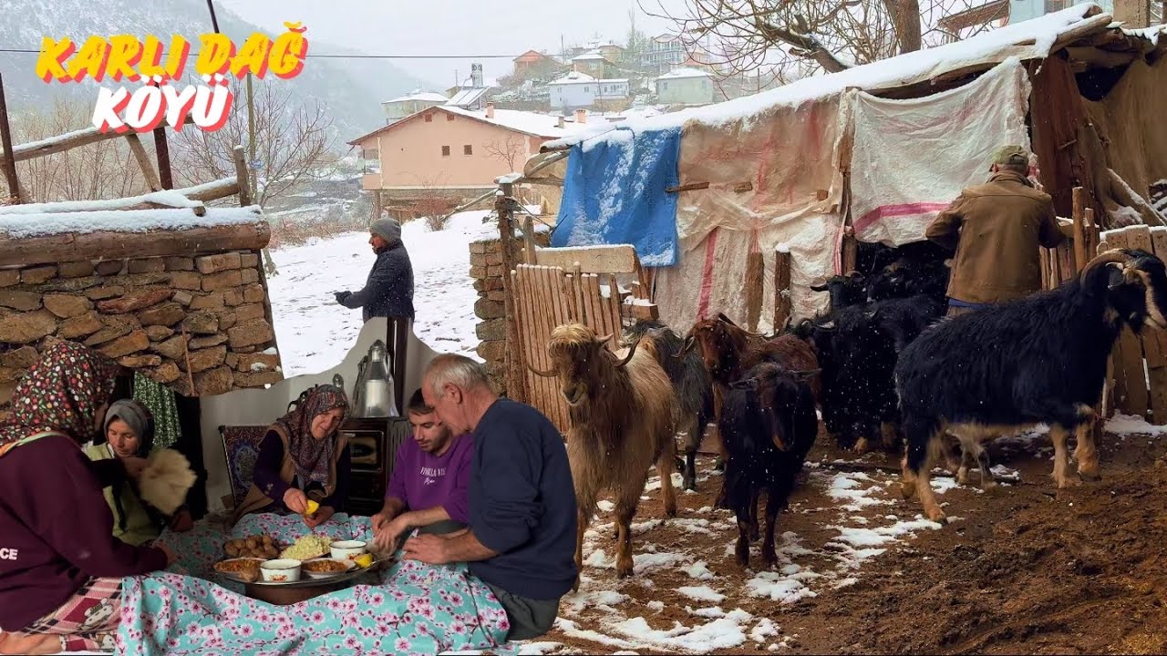 BEKLENEN KAR GELDİ !!! KÖY DE SICACIK AİLE YEMEĞİ
