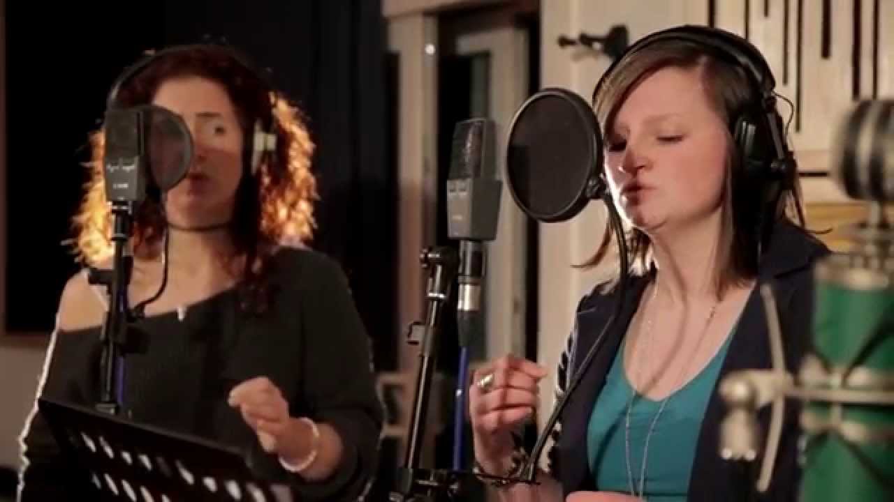 Michael Jackson Medley (Thriller, Stranger in Moscow, Beat It, Don't Stop, Earth Song)