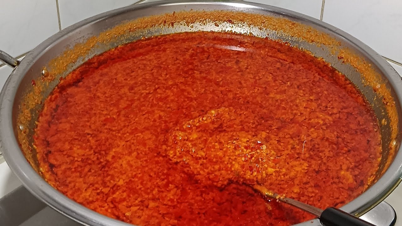 bikin sambal lagi ges