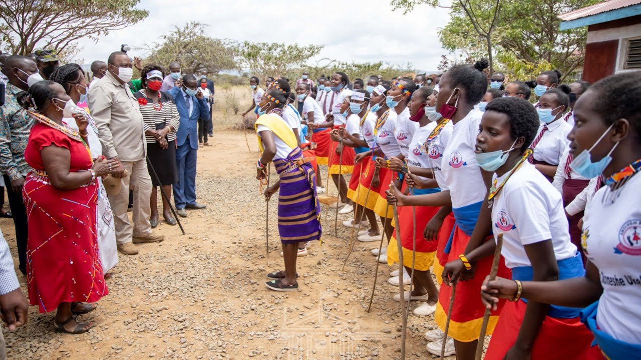 SEE HOW PRESIDENT UHURU WAS BEAUTIFULLY ENTERTAINED BY KISIMA HIGH SCHOOL GIRLS IN SAMBURU COUNTY!!