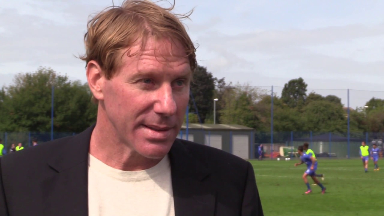 Eric Eisner visits Pompey training ground