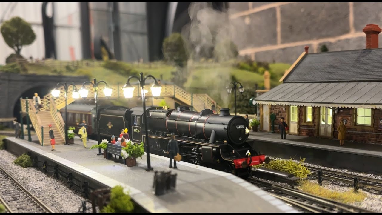 Hornby Black 5 with steam generator