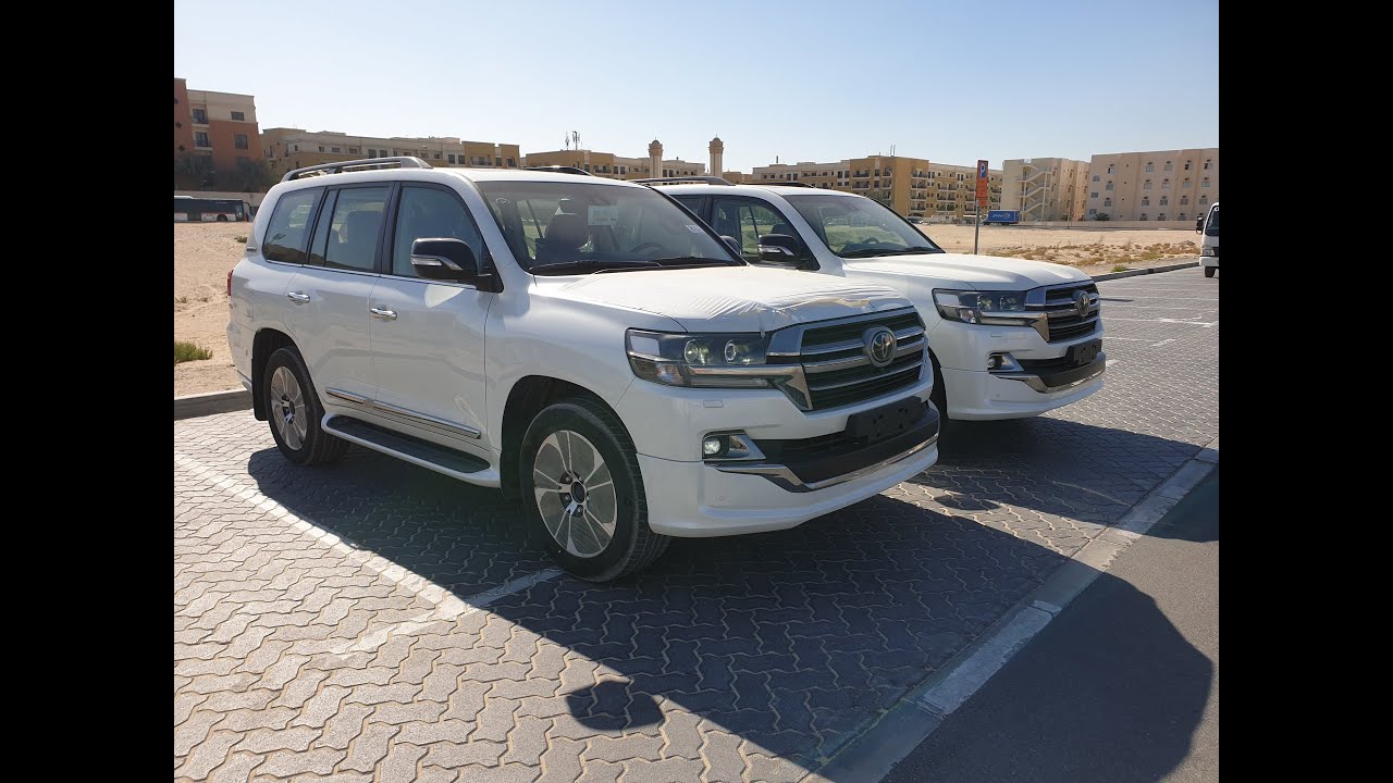 2020 Toyota Land Cruiser Executive Lounge VX v8 Diesel Sahara - Car Exporter From UAE