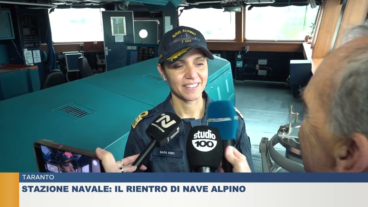 TARANTO.  Stazione navale: Il rientro di Nave Alpino