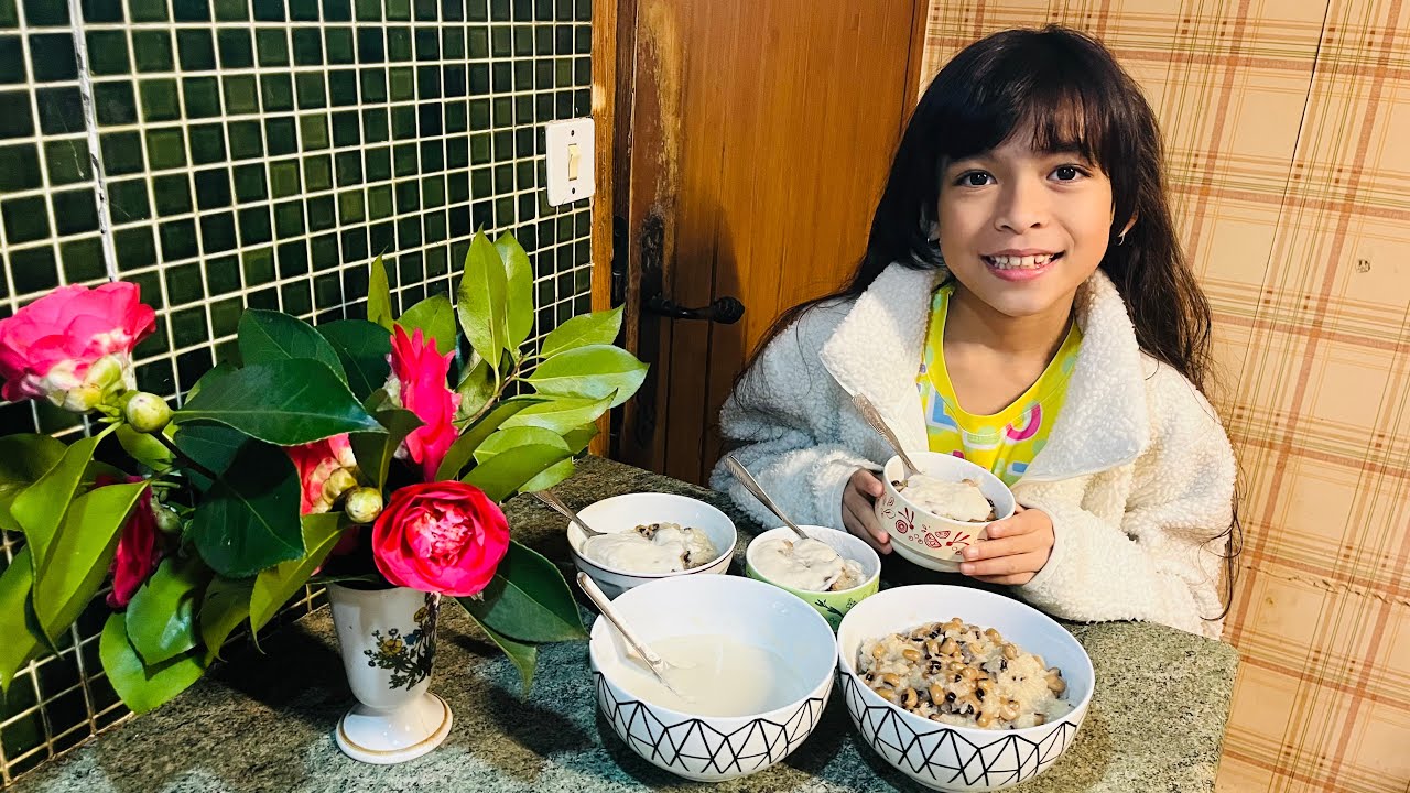 Vào bếp cùng Anna: chè đậu trắng ( đậu bi ) ￼ nước cốt dừa, ￼béo bùi, thơm ngon 😋 