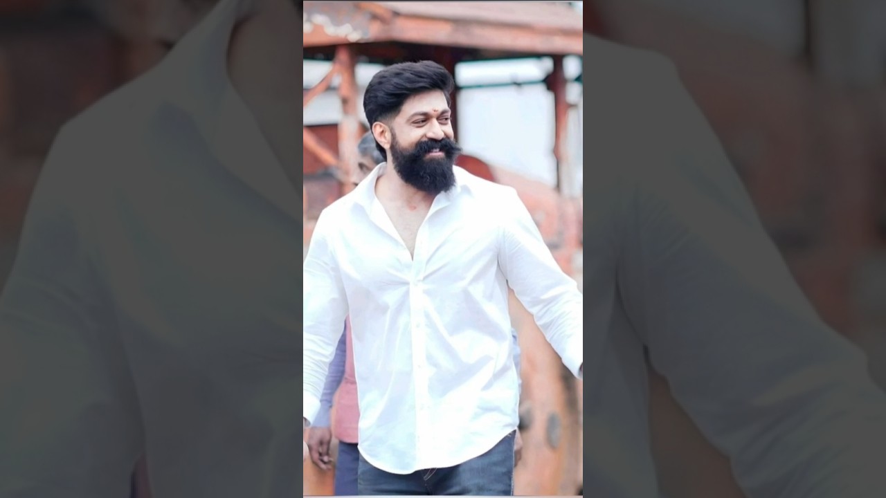 Rocking star Yash Toxic new hairstyle 🔥🧔 #rockingstaryash #toxic #yash #birthdaypeek #kgf #shorts