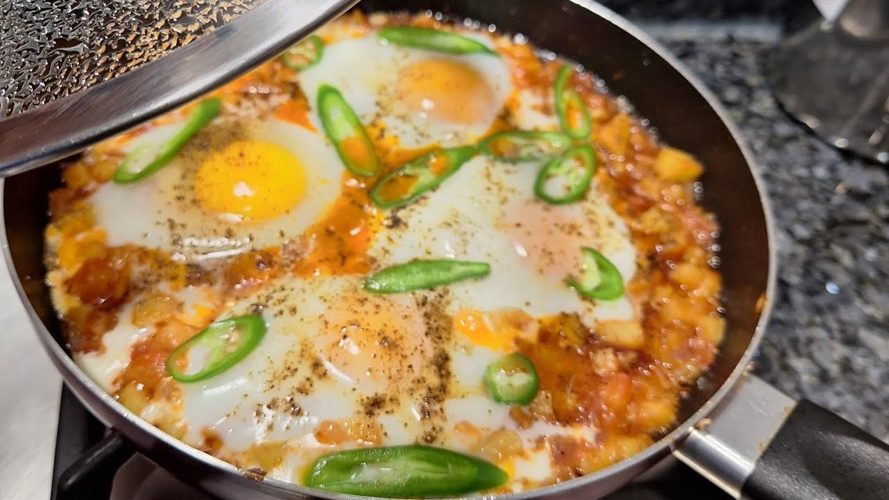 Simple and delicious 😋 food Afghanistan style breakfast 🍳 🥔🍅🌶