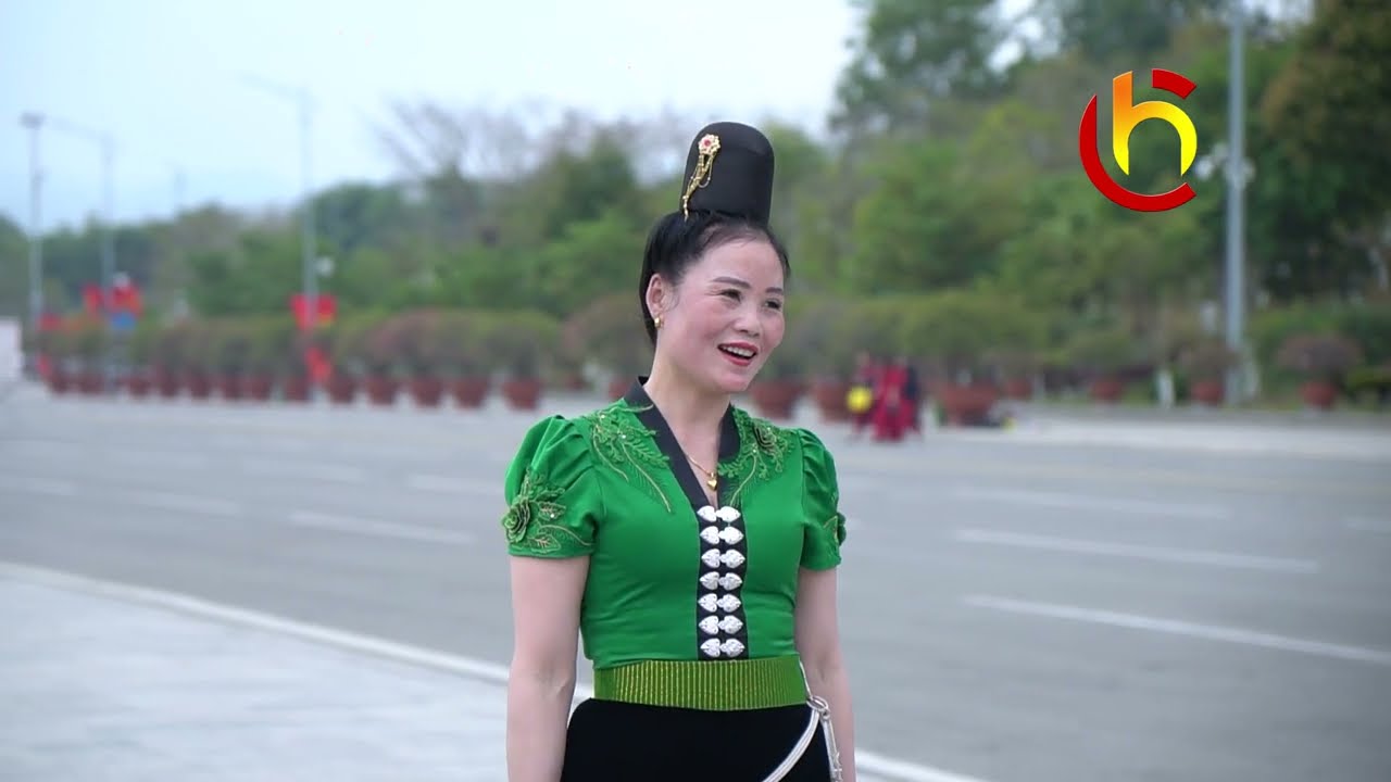 SÉO HÚN ĐÌN MƯƠNG- TIÊNG CƯN CHIÊNG-LÒ THỊ BAN-LÒ THỊ VIỆT THỂ HIÊN. MUÔN MÂNG CÁNH Ý NGHỊA LÀI