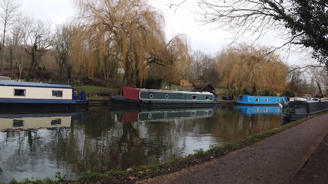 Walk along Grand Union canal towpath|Greenford to Alperton|