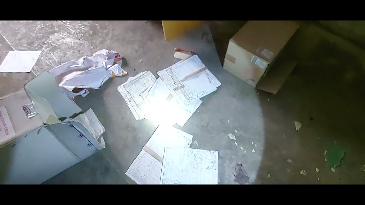 Opuštěný důl-bonus 🏭 (našel jsem i bankomat) společně s @zeon_illegal