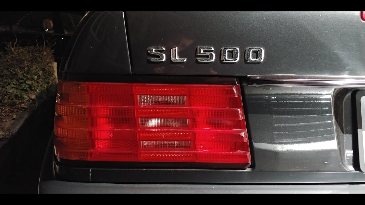 Mercedes SL500 R129. Looking into coolant fans for Brian in NH