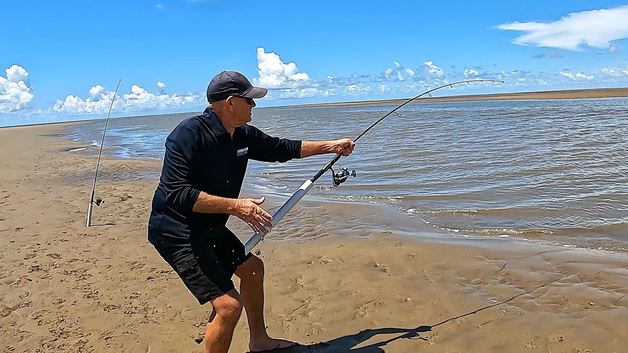 Easy FISHING - LIVE BAIT | Quick SEAFOOD Snack!