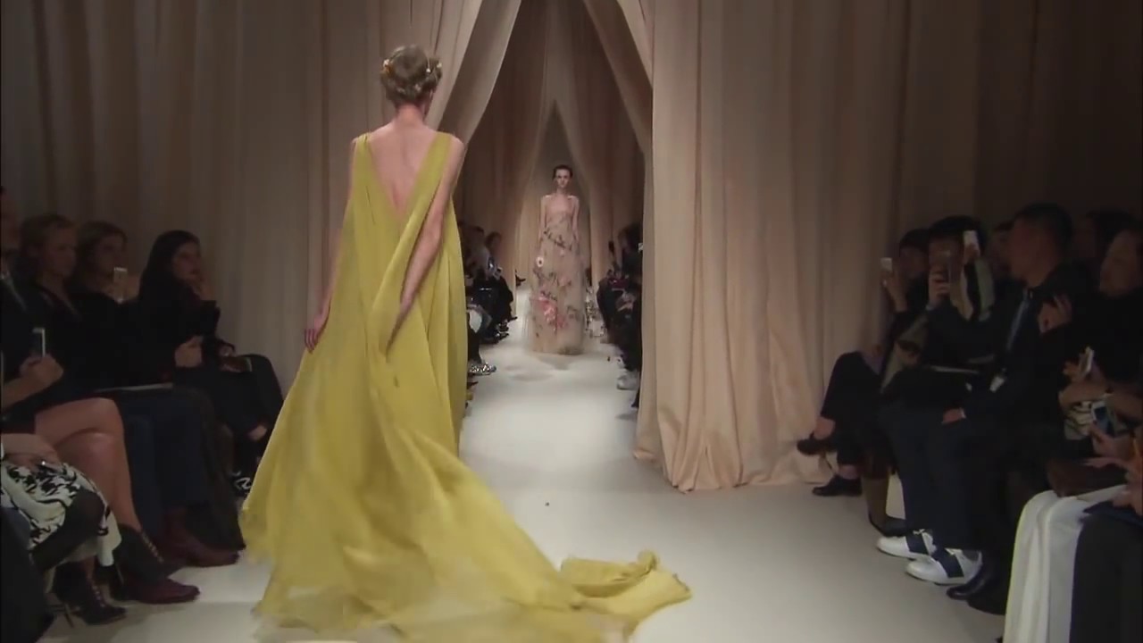 Valentino #HAUTECOUTURE SS 2015