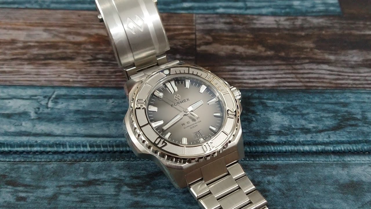 Formex 2200.1.6341.100 Reef Automatic Chronometer COSC Silver Steel