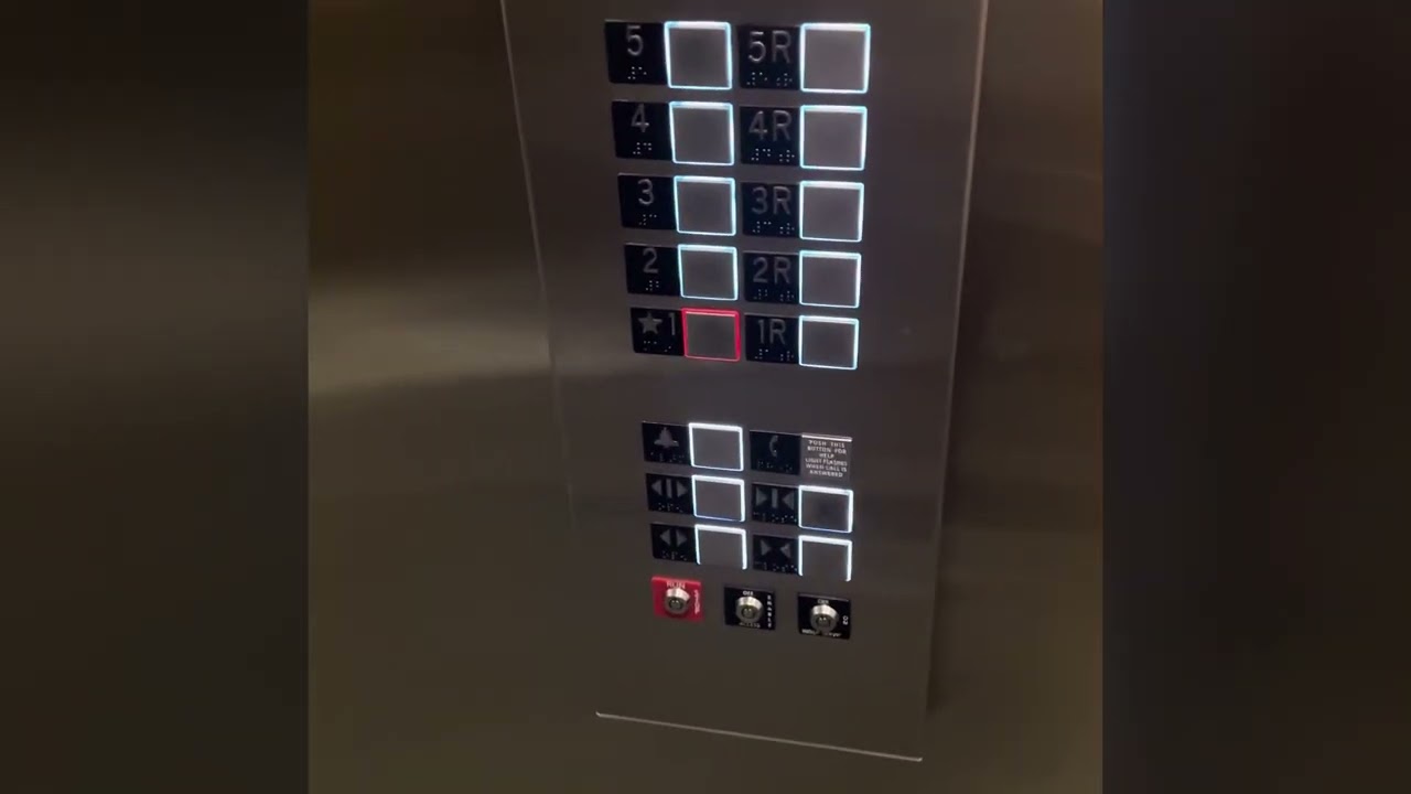Schindler 3300 traction elevator at the element hotel  at Scottsdale AZ￼