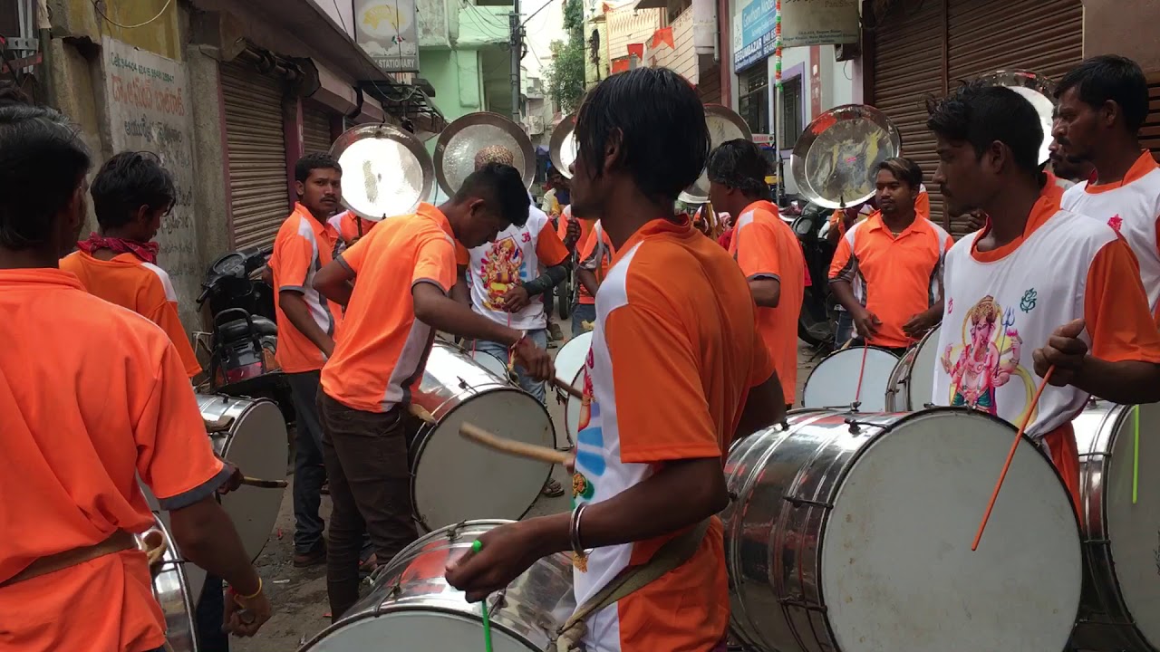 NAVYUG MITRA MANDAL BEGUM BAZAR,KRISHNA BAND JALNA 2019 GANPATI VISARJAN