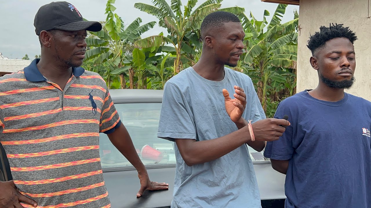 Legendary Agya Koo crush with kwaw weezy on Obotan street question,🤣🤣🤣