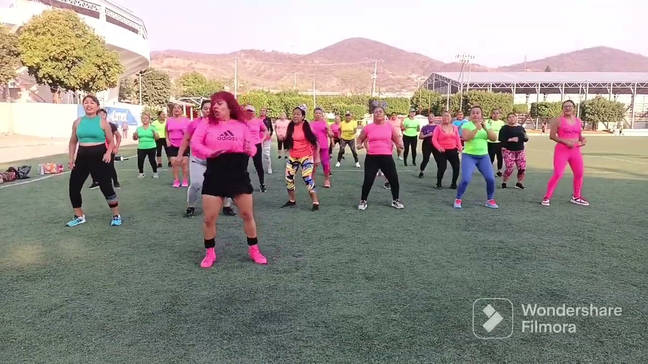 ILARIE OH OH OH ( XUXA) REMIX @joggenevolution2680 COREOGRAFÍA TONY ESTRADA (ZUMBA TONY)