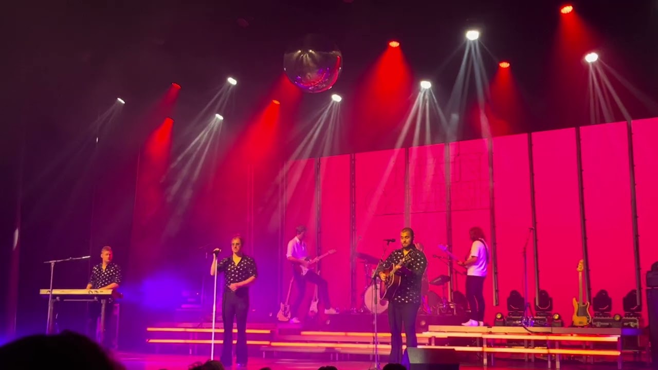 Main course (a BeeGees tribute) How deep is your love
