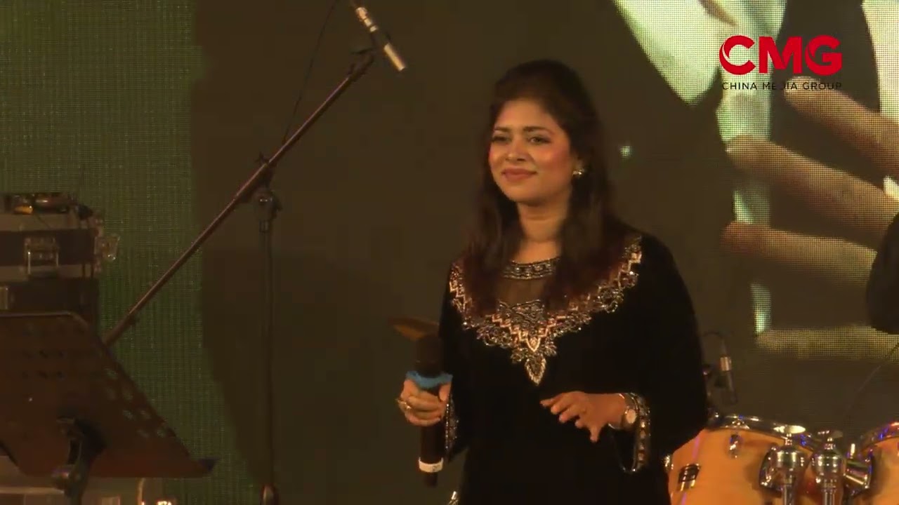 চীনা তরুণের সঙ্গে প্রথমবারের মতো চীনা গান গাইলেন জনপ্রিয় সঙ্গীতশিল্পী লুইপা I luipa song