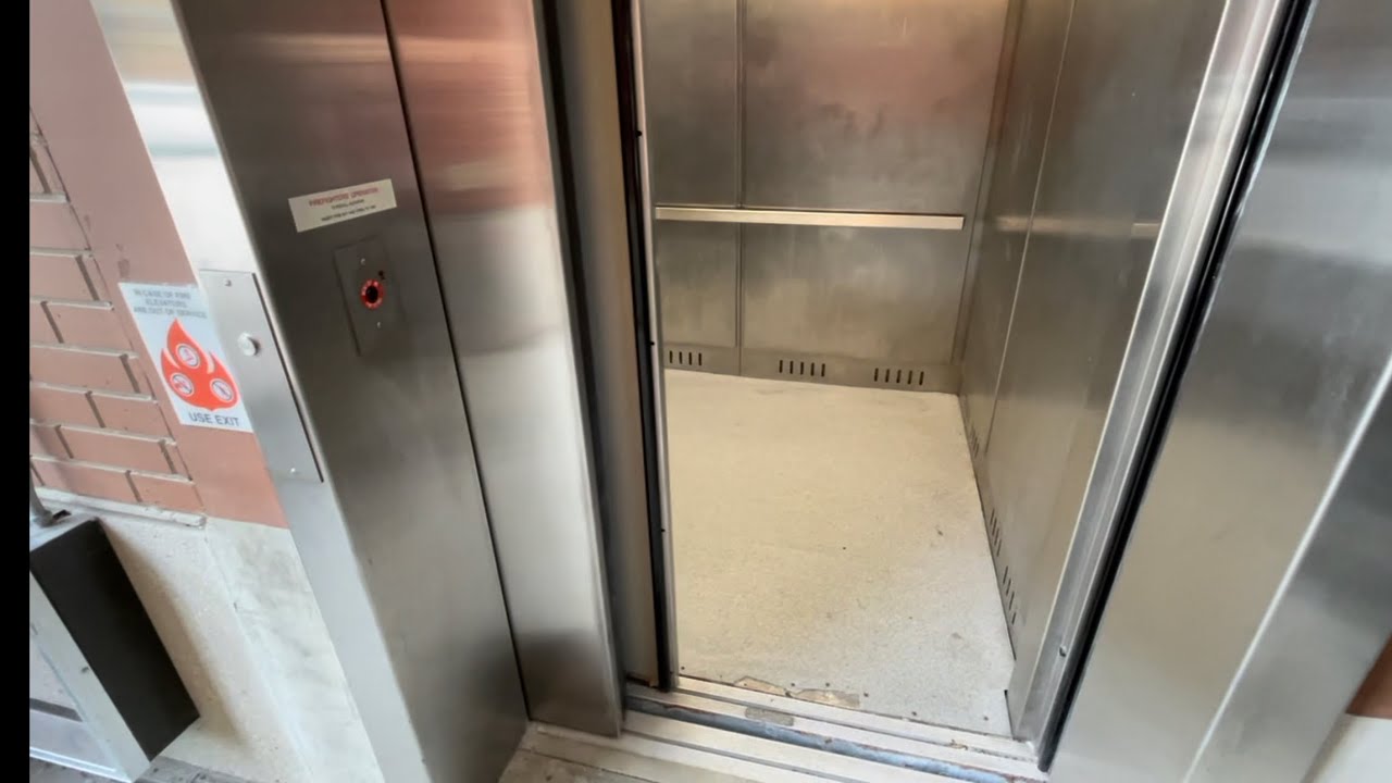 DEATH TRAP Schindler 330A Parking Garage Elevator near Von Maur at The Glen Town Center, Glenview IL
