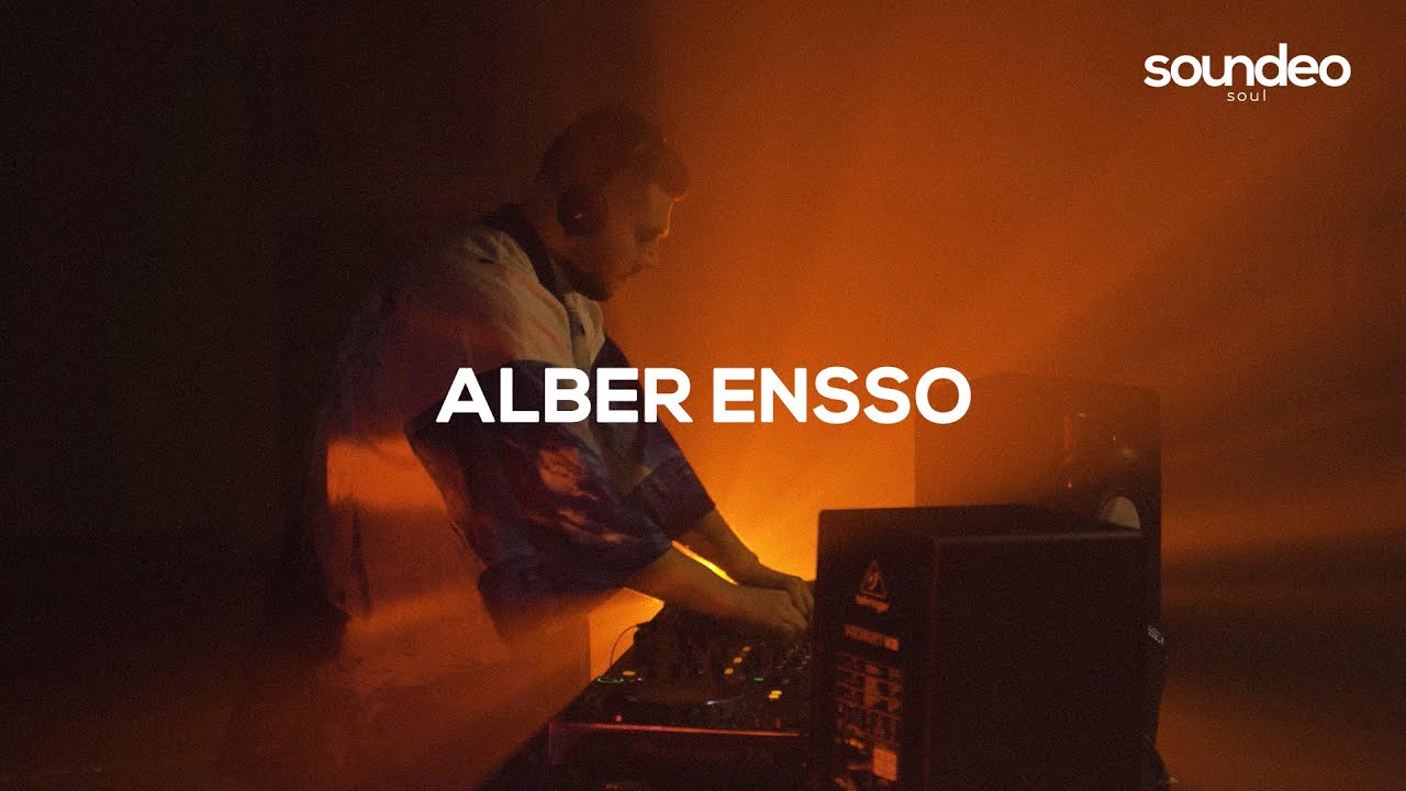 Alber Ensso live @ Sevan Writers House in Armenia | Soundeo Soul
