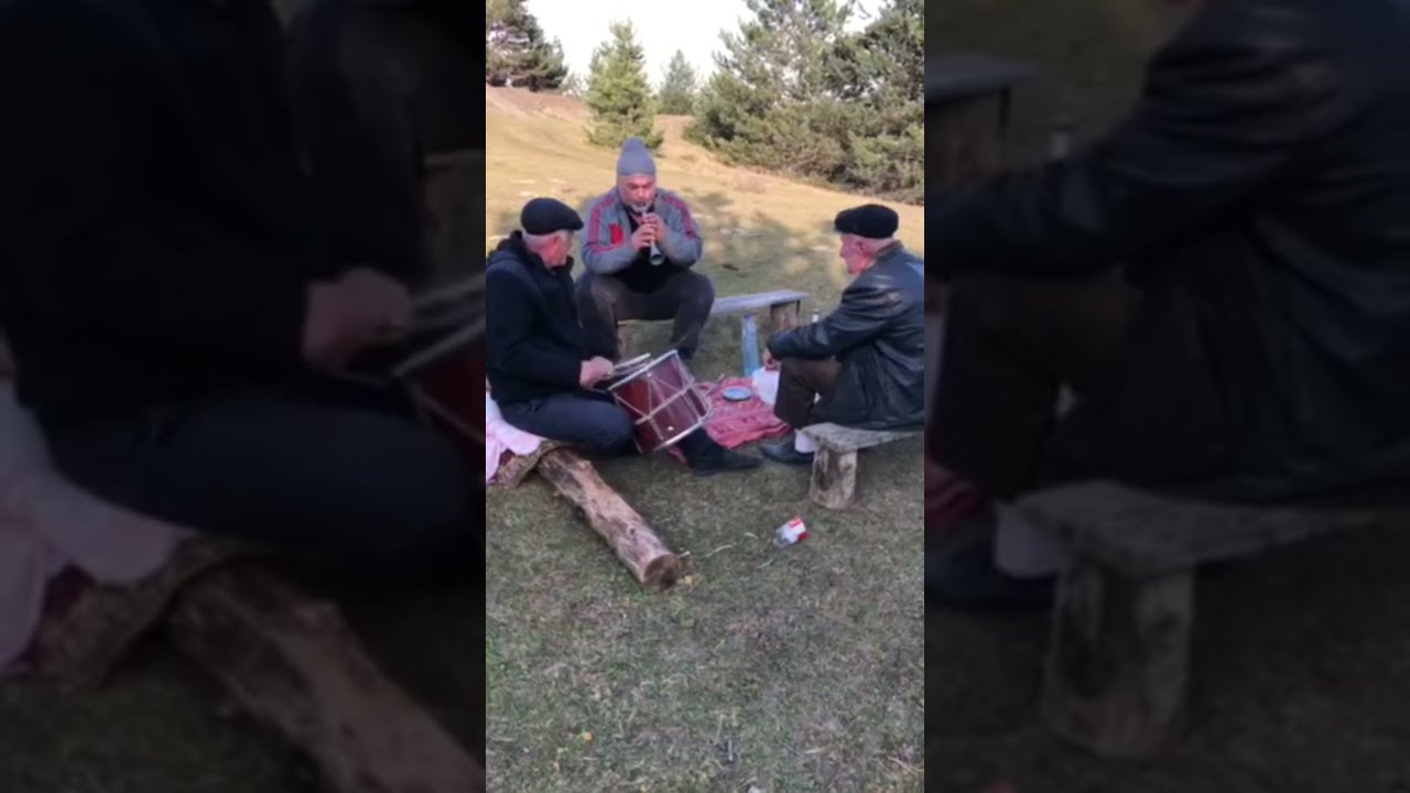 Дагестанские Зурначи Аварцы Отдыхают На Природе