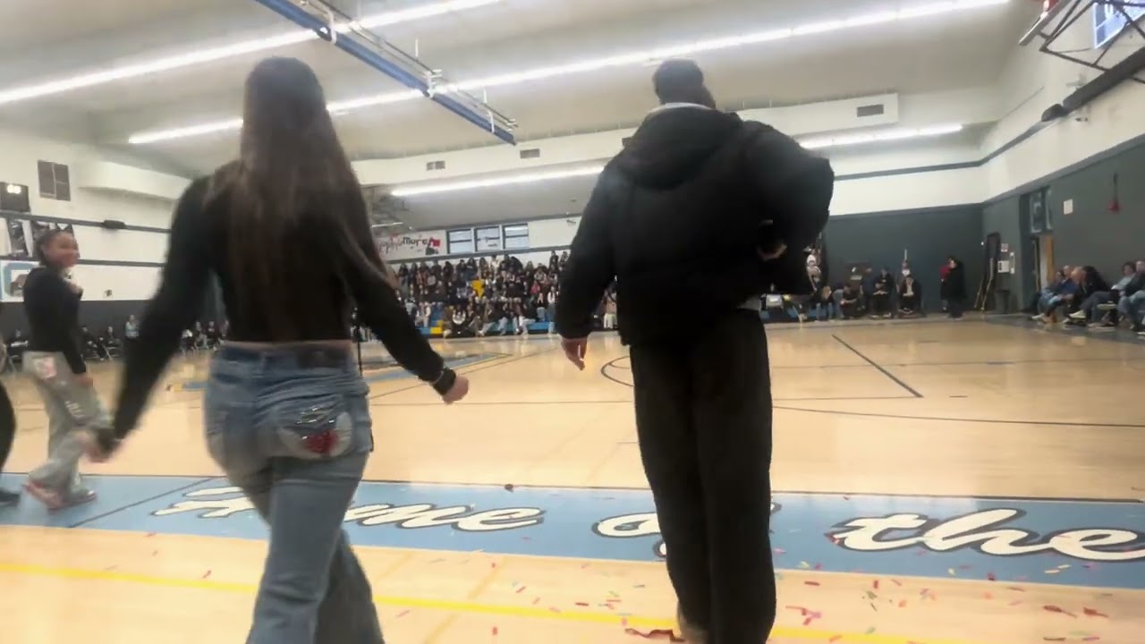 Center high school winter rally 