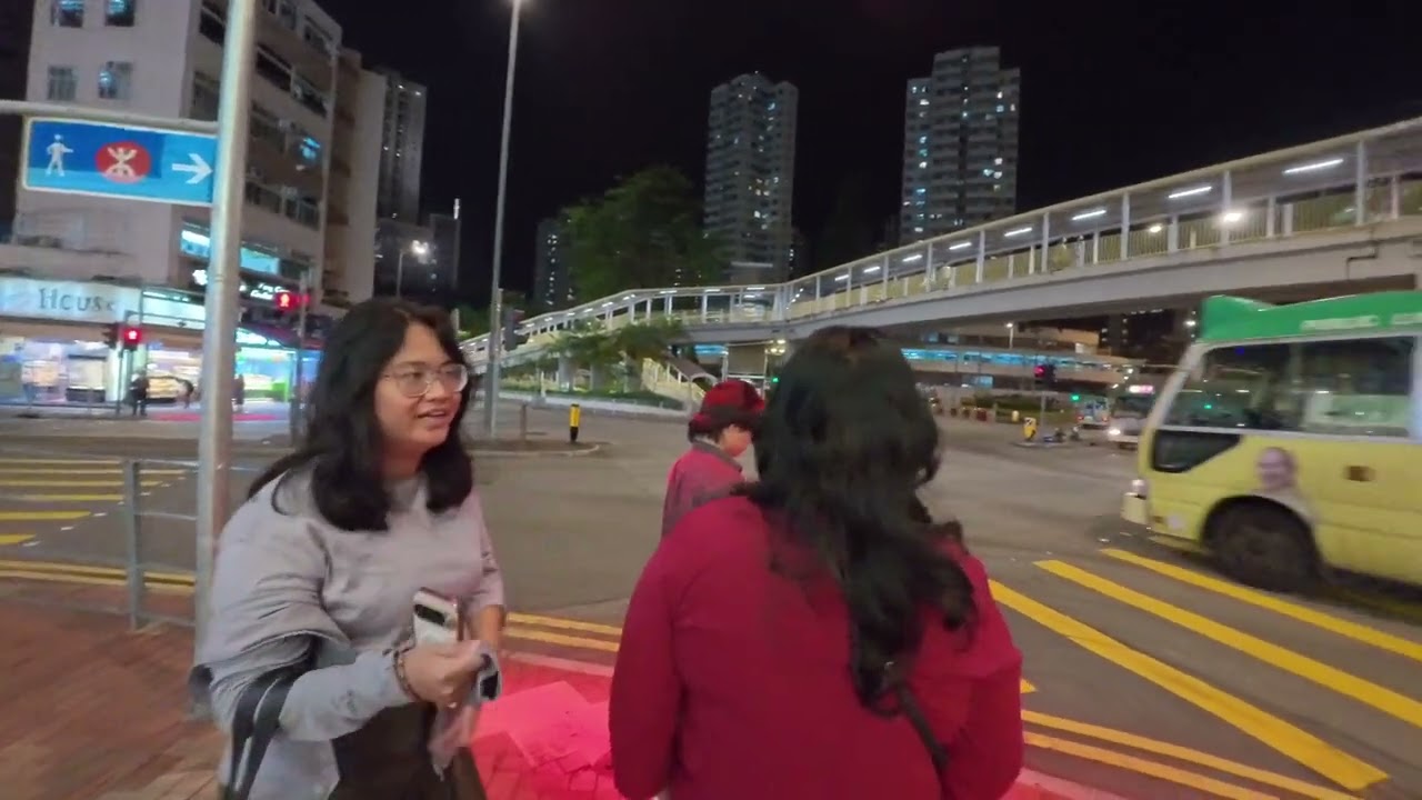 Walking Out Of Panda Hotel Going Mongkok Shopping District In Hongkong #mongkok #mongkokhongkong