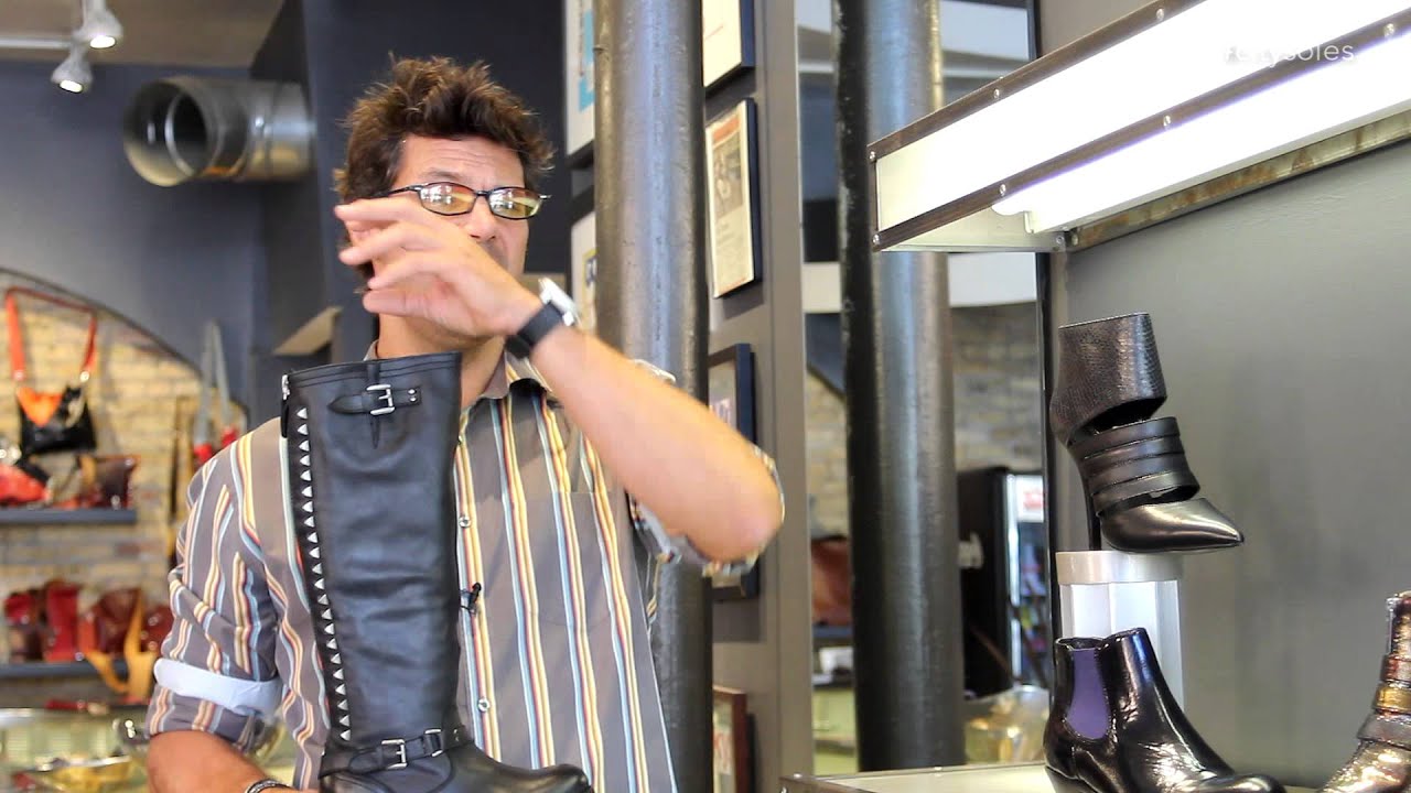 Modern Vice | Queen | Product Review | City Soles TV
