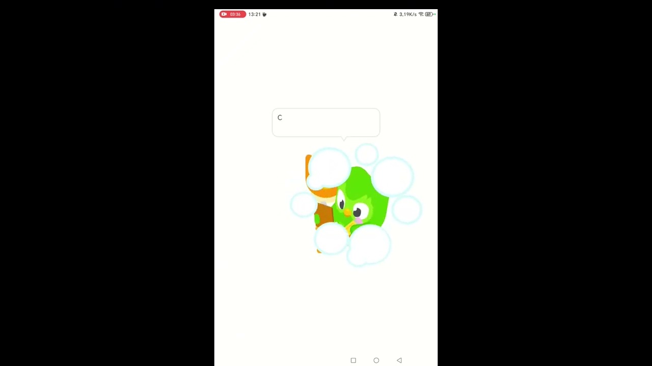 Занимаюсь в Duolingo создаю аккаунт и играю с Оскаром 🥰