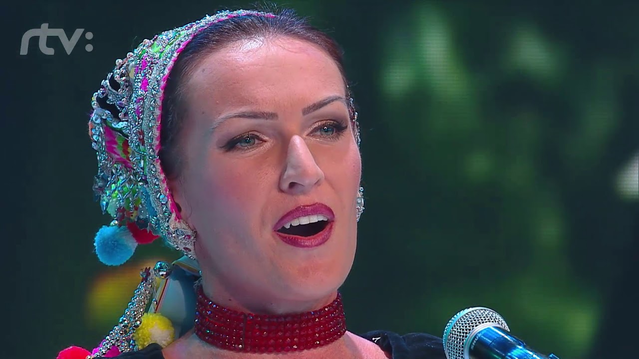 Martina Ťasková Kanošová - Zem spieva