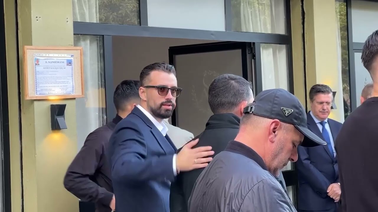 Homazhe n&euml; Shkod&euml;r p&euml;r Astrit Kalan&euml;/ T&euml; pranish&euml;m figura nga drejt&euml;sia dhe politika