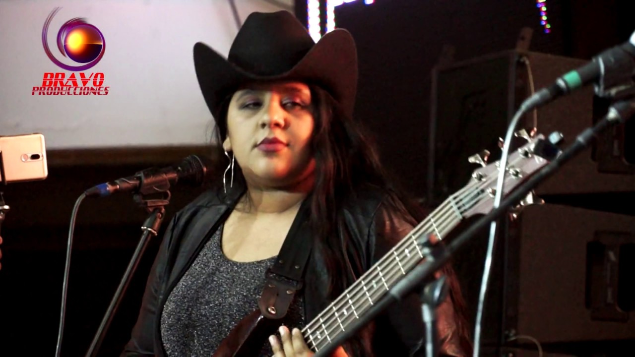 LOS HALCONES NEGROS - PRIETA LINDA - VIDEO OFICIAL - EN VIVO - COVER - EXCALIBUR