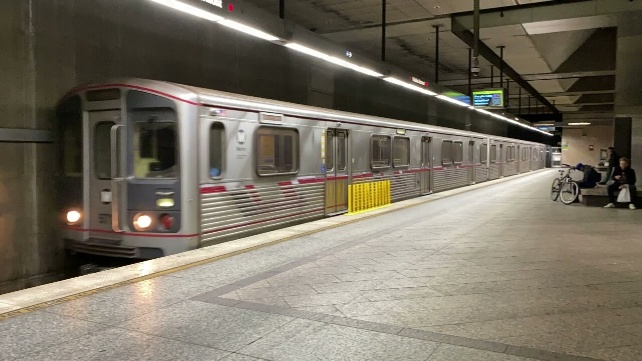 LA Metro Rail Red / Purple Line Breda A650 GE AC Traction Motor VVVF Audio Recording