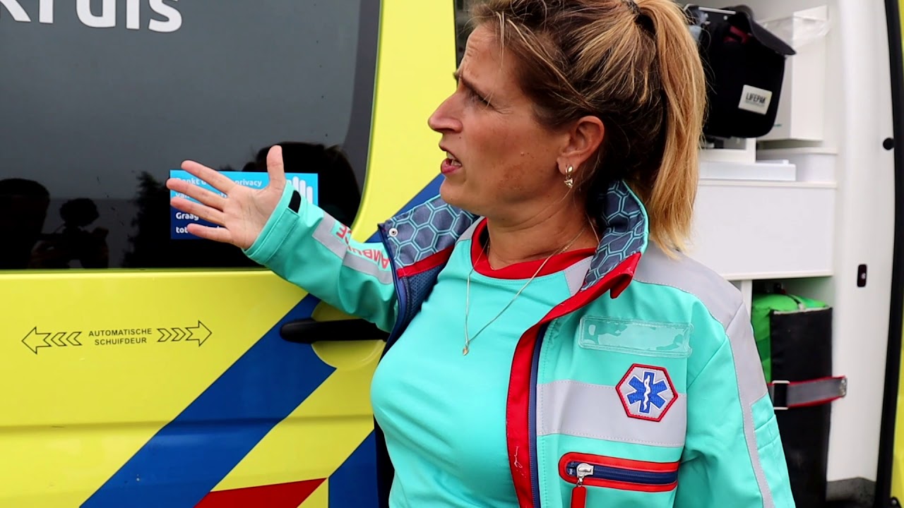 midden complex ambulance Apeldoorn