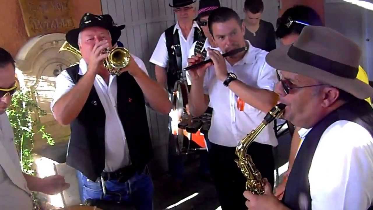 les banes à belvedere à la fète du fifre 2013 avec 