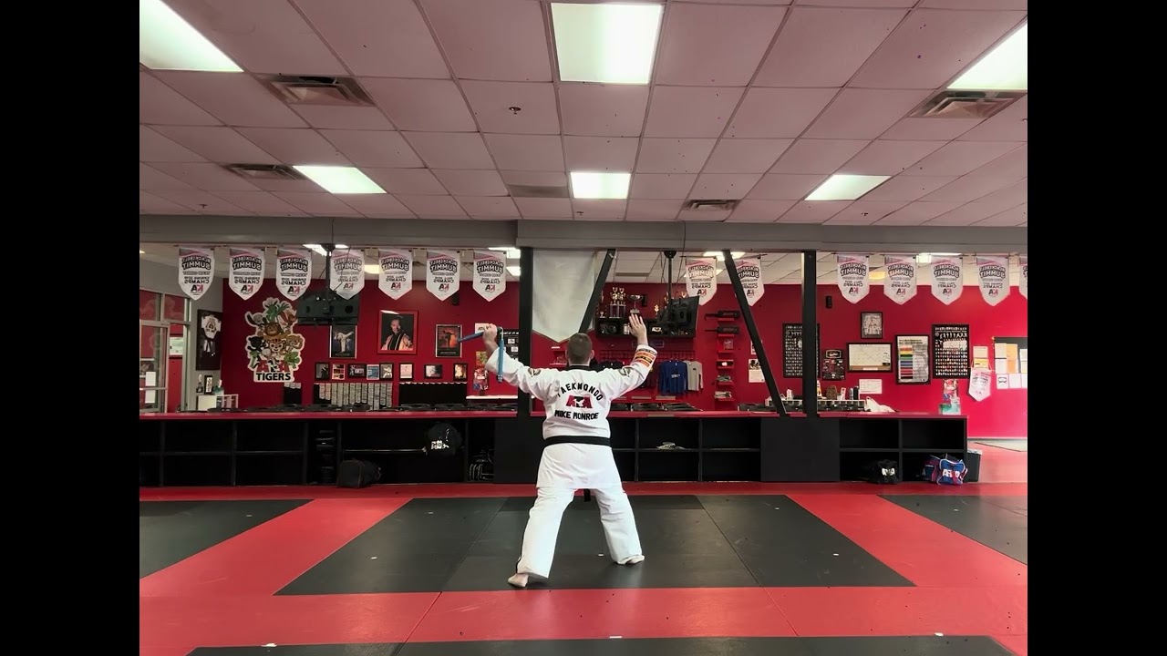Nunchuck second half color belt