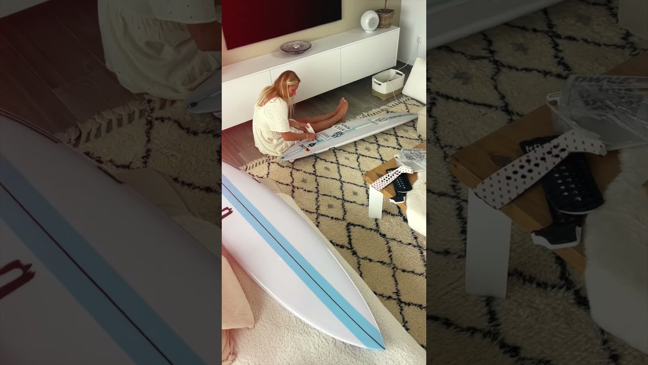 Get my new surfboard ready with me 🌊🫶🏽 #surfing #surfgirl #stickers #asmr #surfboard