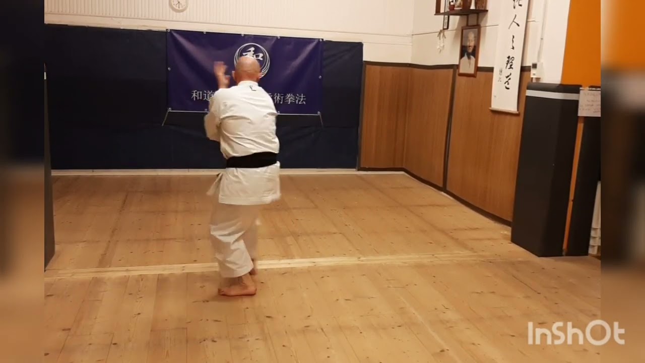 Kushanku Kata by Kyoshi Saito Takewaki - Wadoryu Karate - Wadoryu Hon Dojo