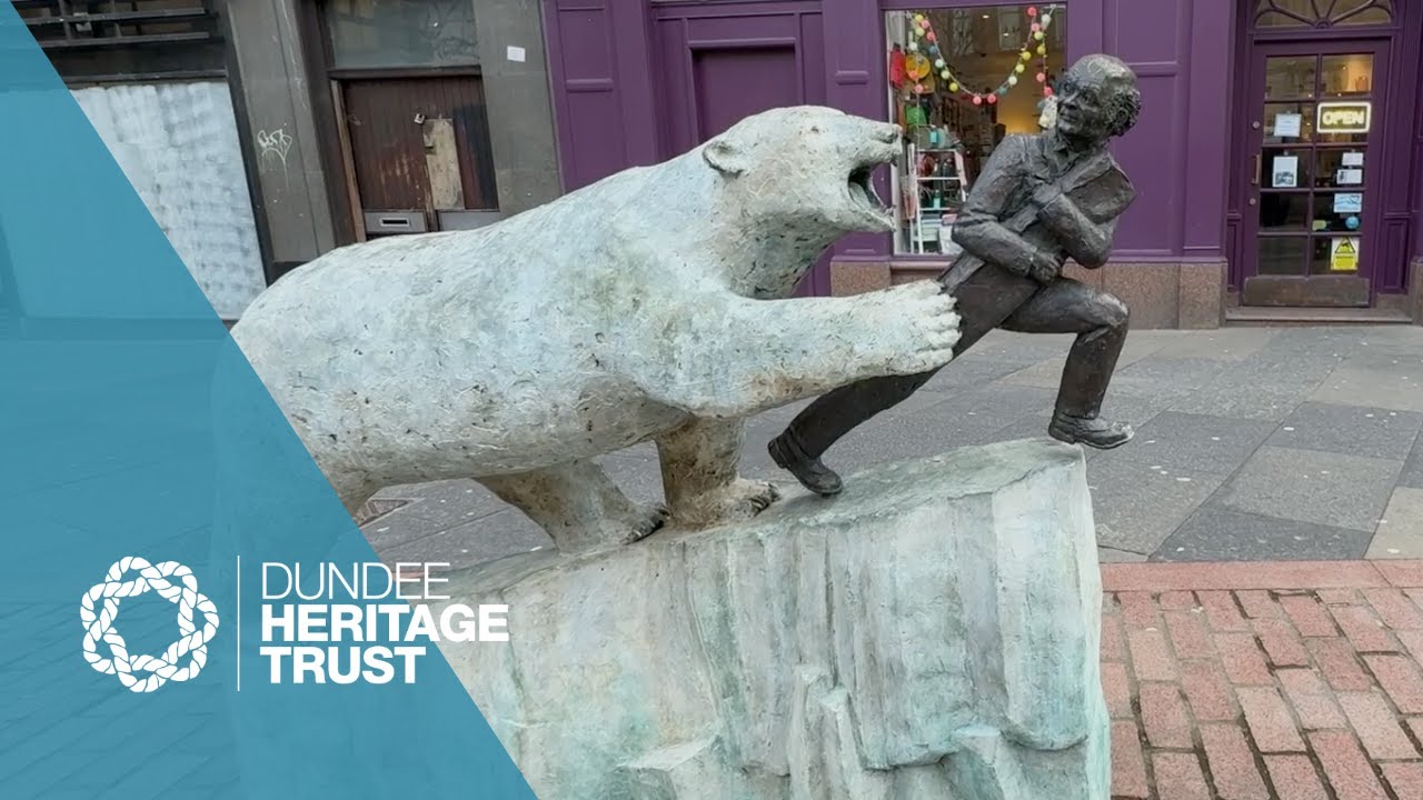 When a Polar Bear roamed Dundee Streets