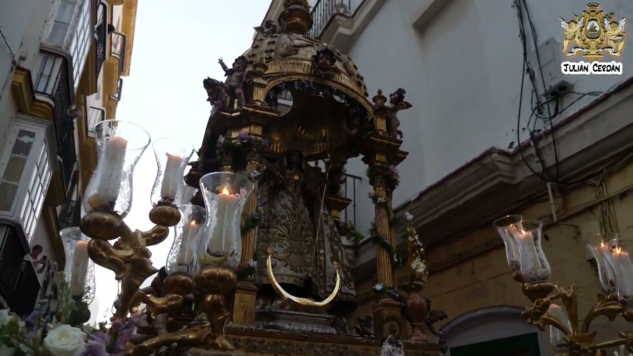 PALMA CORONADA DE CÁDIZ 2023 | Salida Completa - Barrio de la Viña