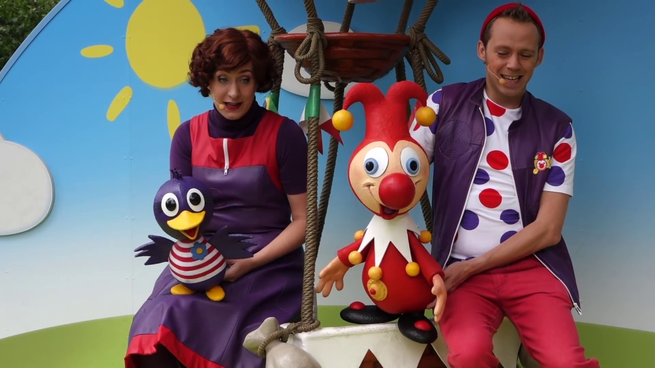 Joki & Jet gaan op avontuur in de luchtbalon en zingen op Carnaval Festival Plein Efteling 2016. :)