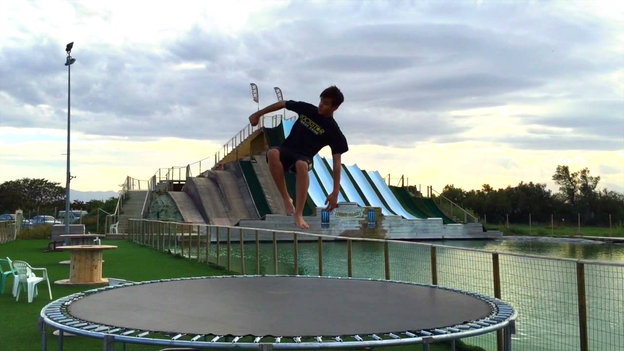 Ski - comment réaliser un Flat Spin - Frenzy Tutos Ski Freestyle