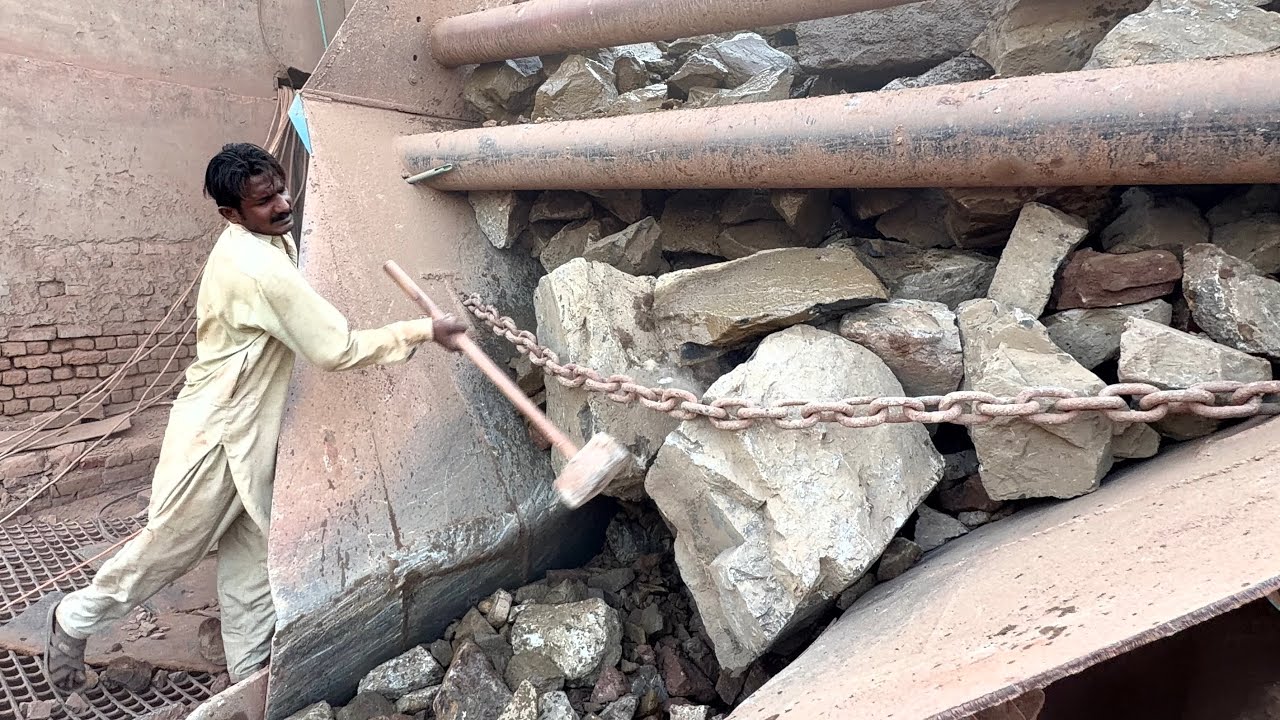 Extreme Hopper Jam! Workers Break Giant Rocks with Hammer | Rock Crushing 126 #stonecrusher 