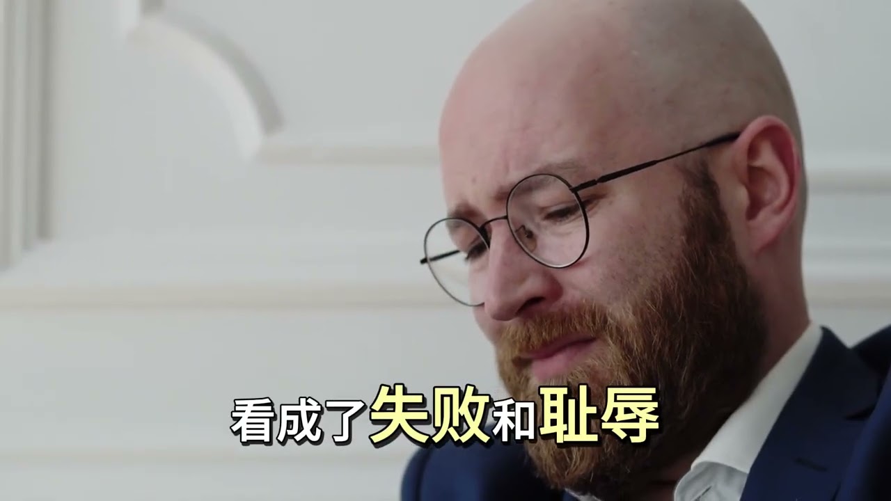 重温纳瓦尔访谈精华：改变一生的顶级智慧 纳瓦尔，这位硅谷最神秘的亿万富翁，以其深邃的哲学思考和非凡的商业眼光，赢得了马斯克、扎克伯格等人的推崇。